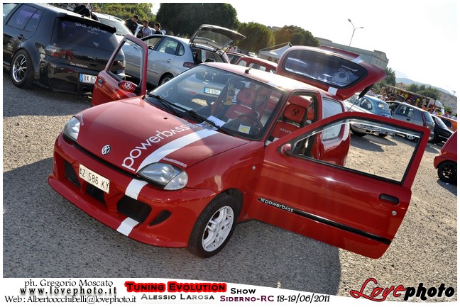 188TuningEvolutionShow2011_LovePhoto_1819062011.jpg - GREGORIO MOSCATO  PHOTOGRAPHER
