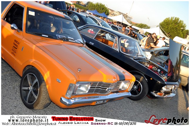 216TuningEvolutionShow2011_LovePhoto_1819062011.jpg - GREGORIO MOSCATO  PHOTOGRAPHER