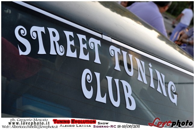 224TuningEvolutionShow2011_LovePhoto_1819062011.jpg - GREGORIO MOSCATO  PHOTOGRAPHER