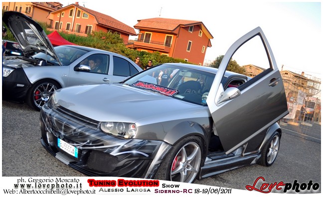 231TuningEvolutionShow2011_LovePhoto_1819062011.jpg - GREGORIO MOSCATO  PHOTOGRAPHER