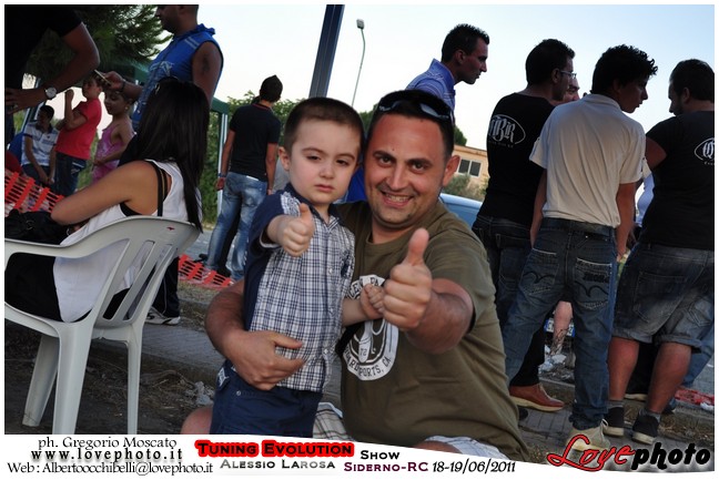 234TuningEvolutionShow2011_LovePhoto_1819062011.jpg - GREGORIO MOSCATO  PHOTOGRAPHER