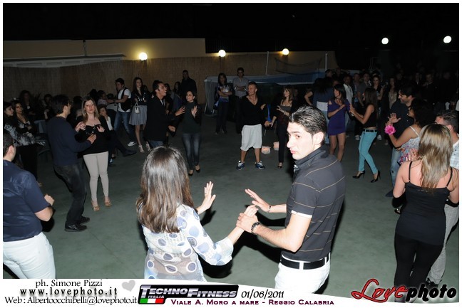 089TechnoFitness_Party_LovePhoto_01062011.jpg