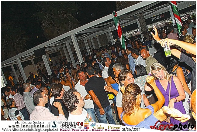 008Club_Privee_Molo74_LovePhoto_21082011.jpg