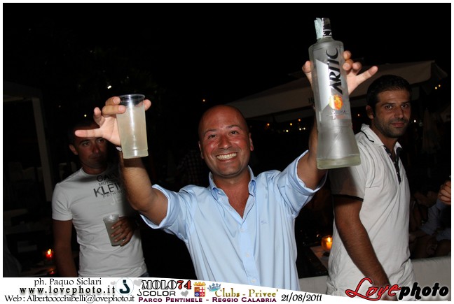 098Club_Privee_Molo74_LovePhoto_21082011.jpg