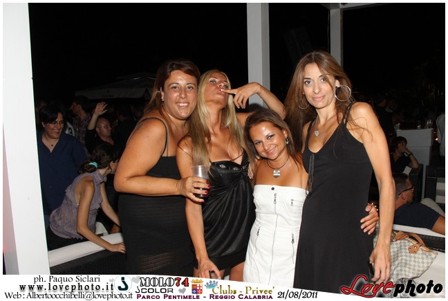 152Club_Privee_Molo74_LovePhoto_21082011.jpg