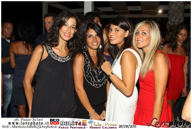 111Club_Privee_Molo74_LovePhoto_28082011.jpg