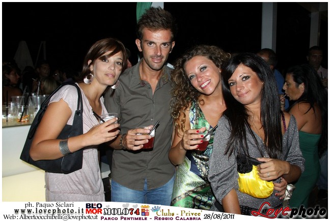 194Club_Privee_Molo74_LovePhoto_28082011.jpg