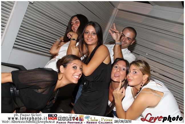 330Club_Privee_Molo74_LovePhoto_28082011.jpg