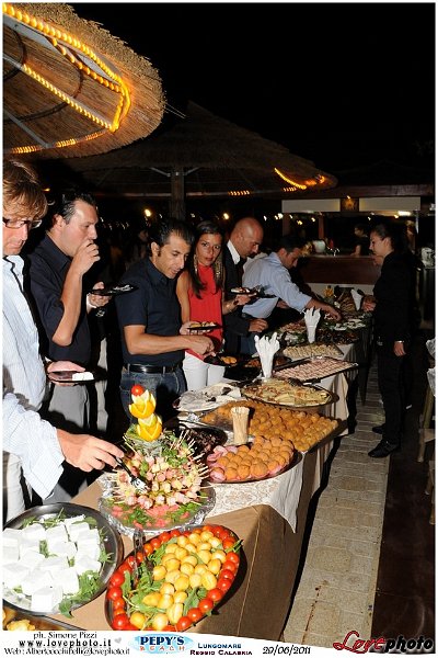 016Pepys_Beach_Party_LovePhoto_29062011.jpg