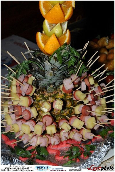 032Pepys_Beach_Party_LovePhoto_29062011.jpg