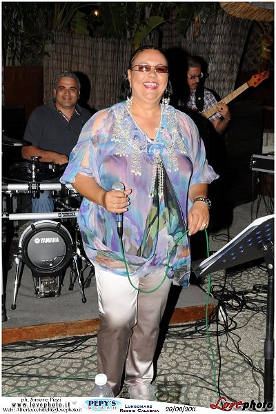 033Pepys_Beach_Party_LovePhoto_29062011.jpg