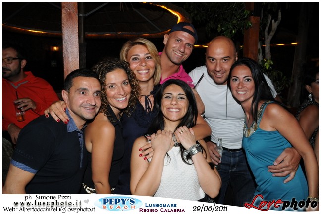 043Pepys_Beach_Party_LovePhoto_29062011.jpg