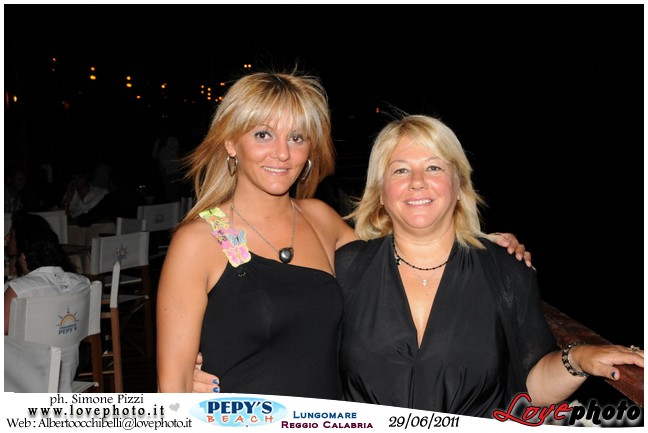 077Pepys_Beach_Party_LovePhoto_29062011.jpg