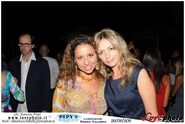 098Pepys_Beach_Party_LovePhoto_29062011.jpg