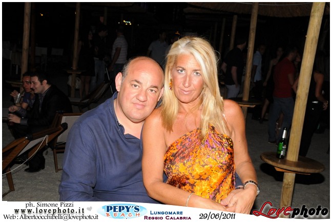 110Pepys_Beach_Party_LovePhoto_29062011.jpg