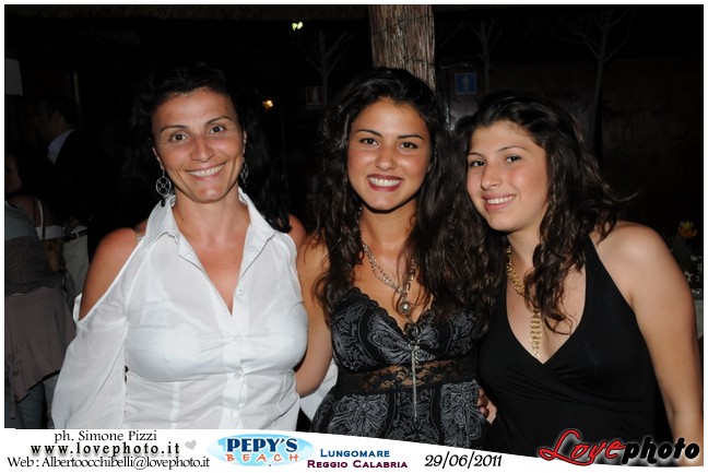 121Pepys_Beach_Party_LovePhoto_29062011.jpg