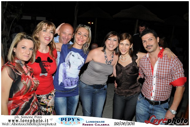 141Pepys_Beach_Party_LovePhoto_29062011.jpg