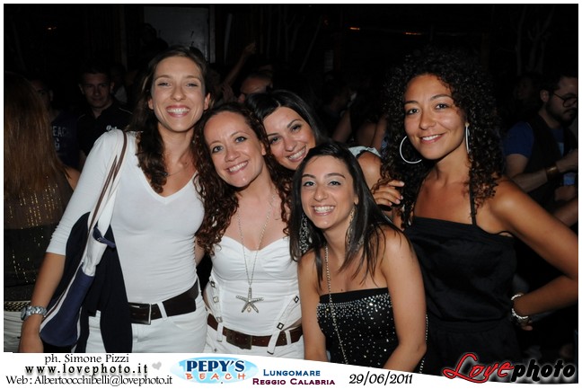 144Pepys_Beach_Party_LovePhoto_29062011.jpg
