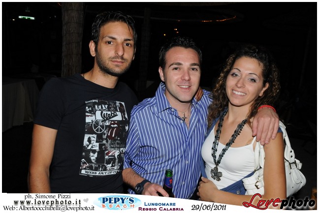 187Pepys_Beach_Party_LovePhoto_29062011.jpg