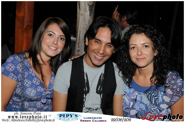 190Pepys_Beach_Party_LovePhoto_29062011.jpg