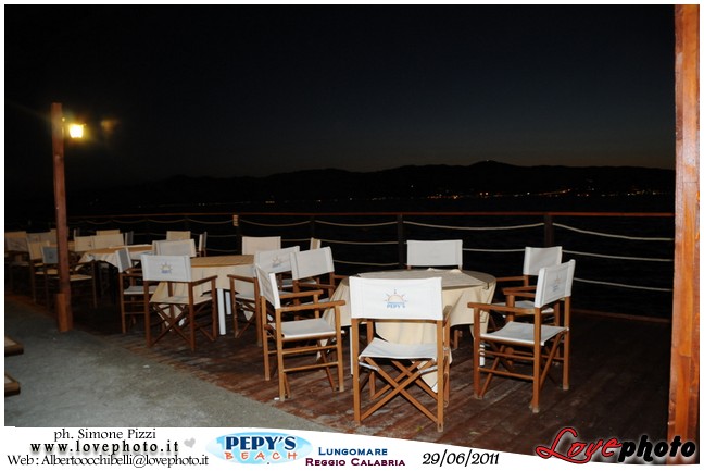 226Pepys_Beach_Party_LovePhoto_29062011.jpg